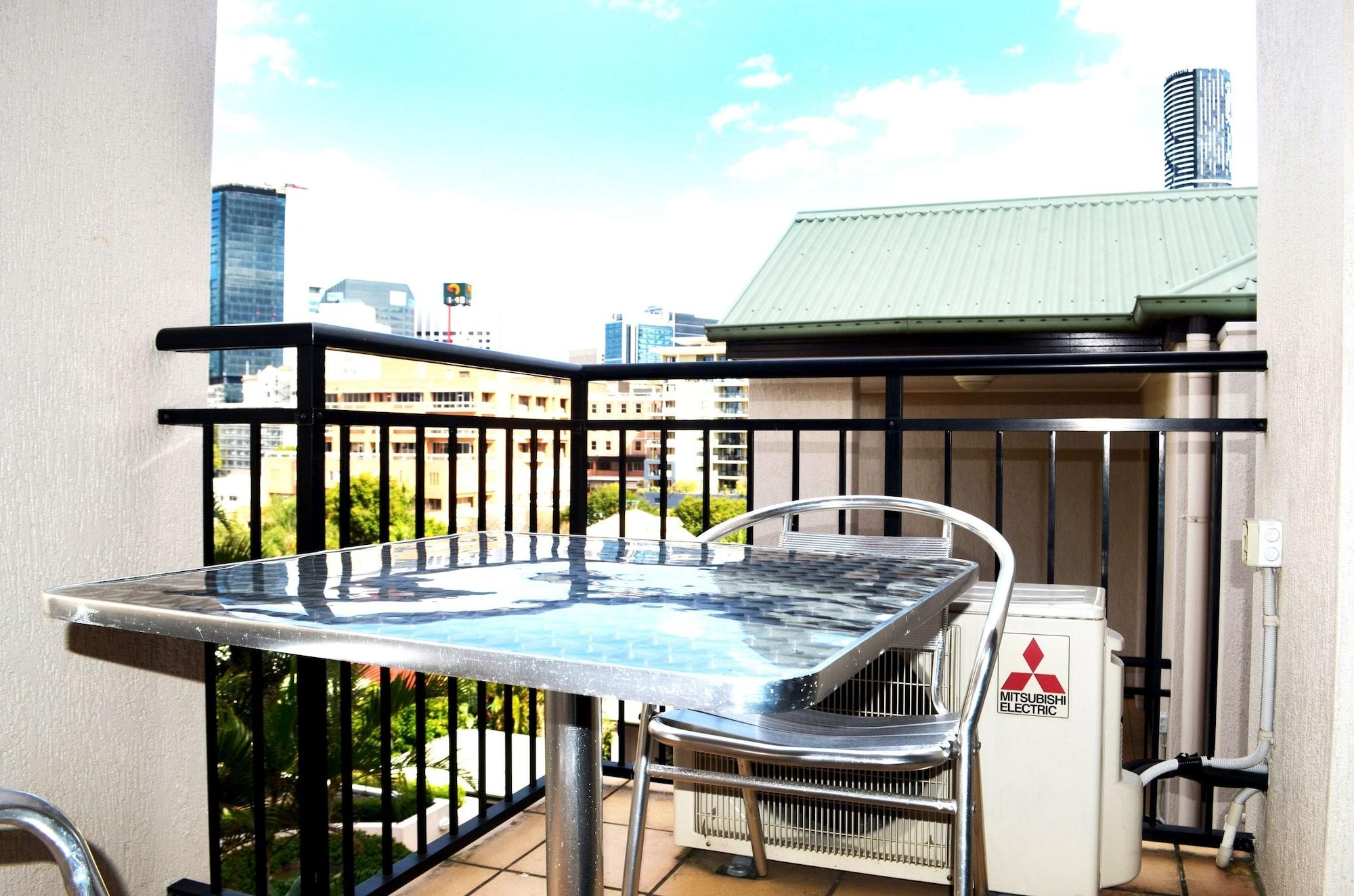 Spring Hill Mews Apartments Brisbane Exterior photo